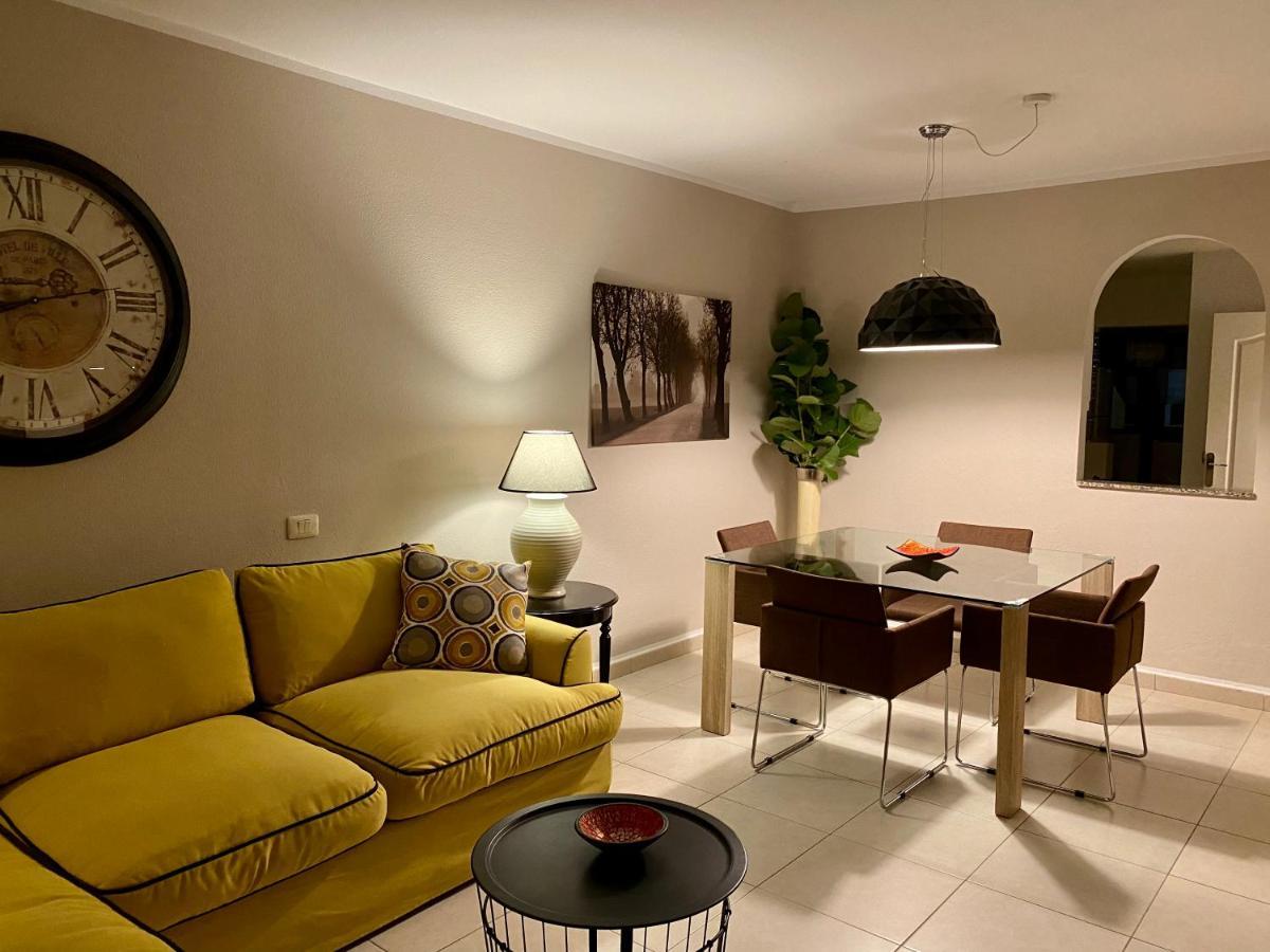 Juangy'S Apartments In Las Adelfas Golf Del Sur San Miguel de Abona Exterior photo